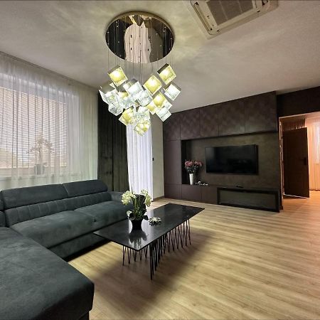 Apartmán Maťko Levice Esterno foto
